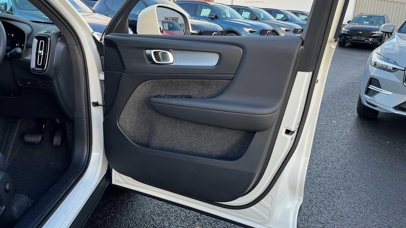 Used Volvo XC40 2025 for sale - 77684016: Photo 26