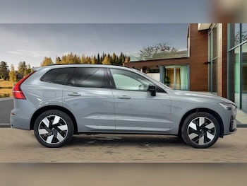 Used Volvo XC60 2025 for sale - 76498461: Photo