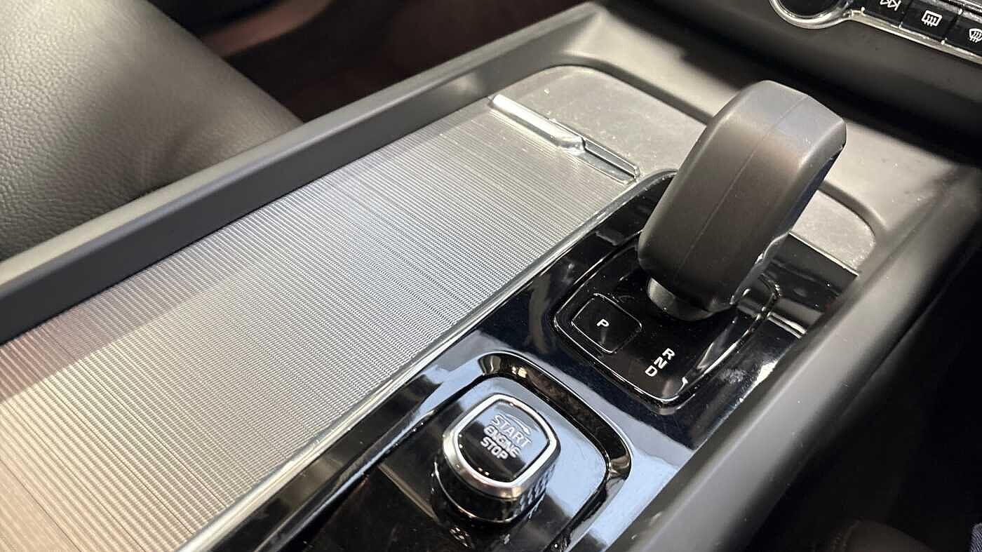 Used Volvo XC60 2025 for sale - 76498461: Photo 32