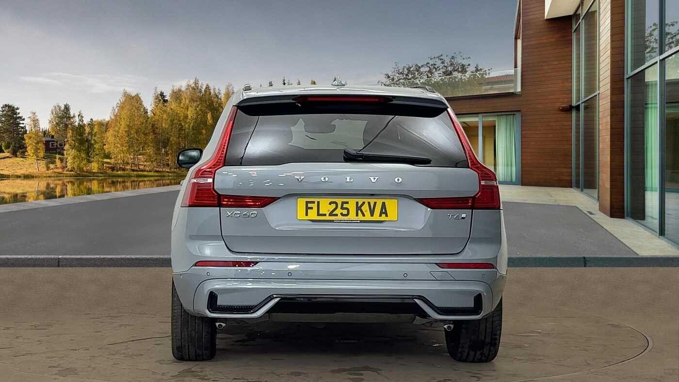 Used Volvo XC60 2025 for sale - 76498461: Photo 4