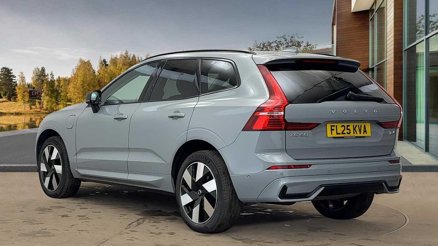 Used Volvo XC60 2025 for sale - 76498461: Photo 5