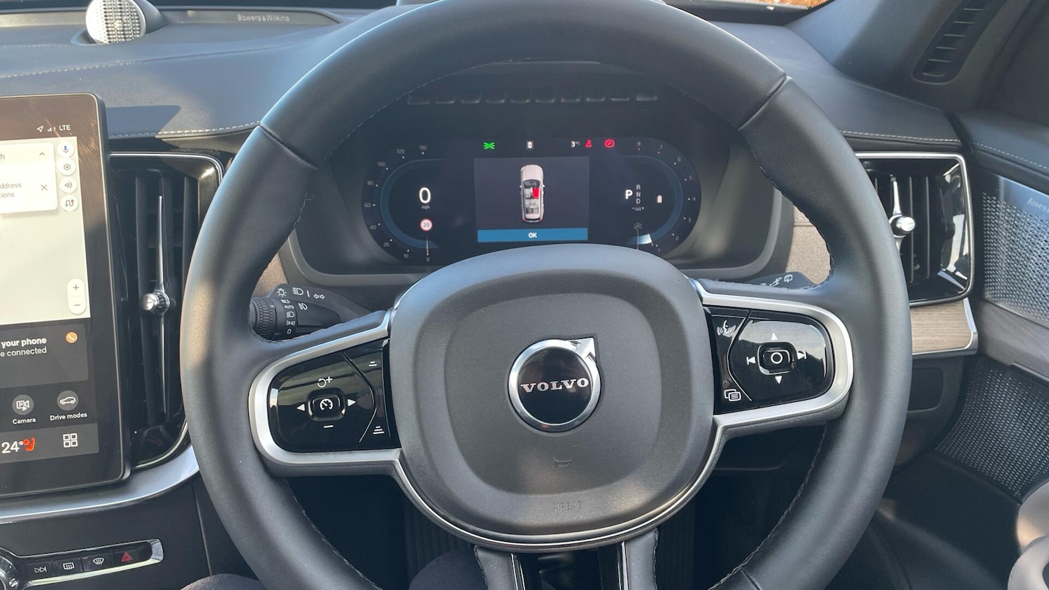 Used Volvo XC90 2025 for sale - 76992755: Photo 10
