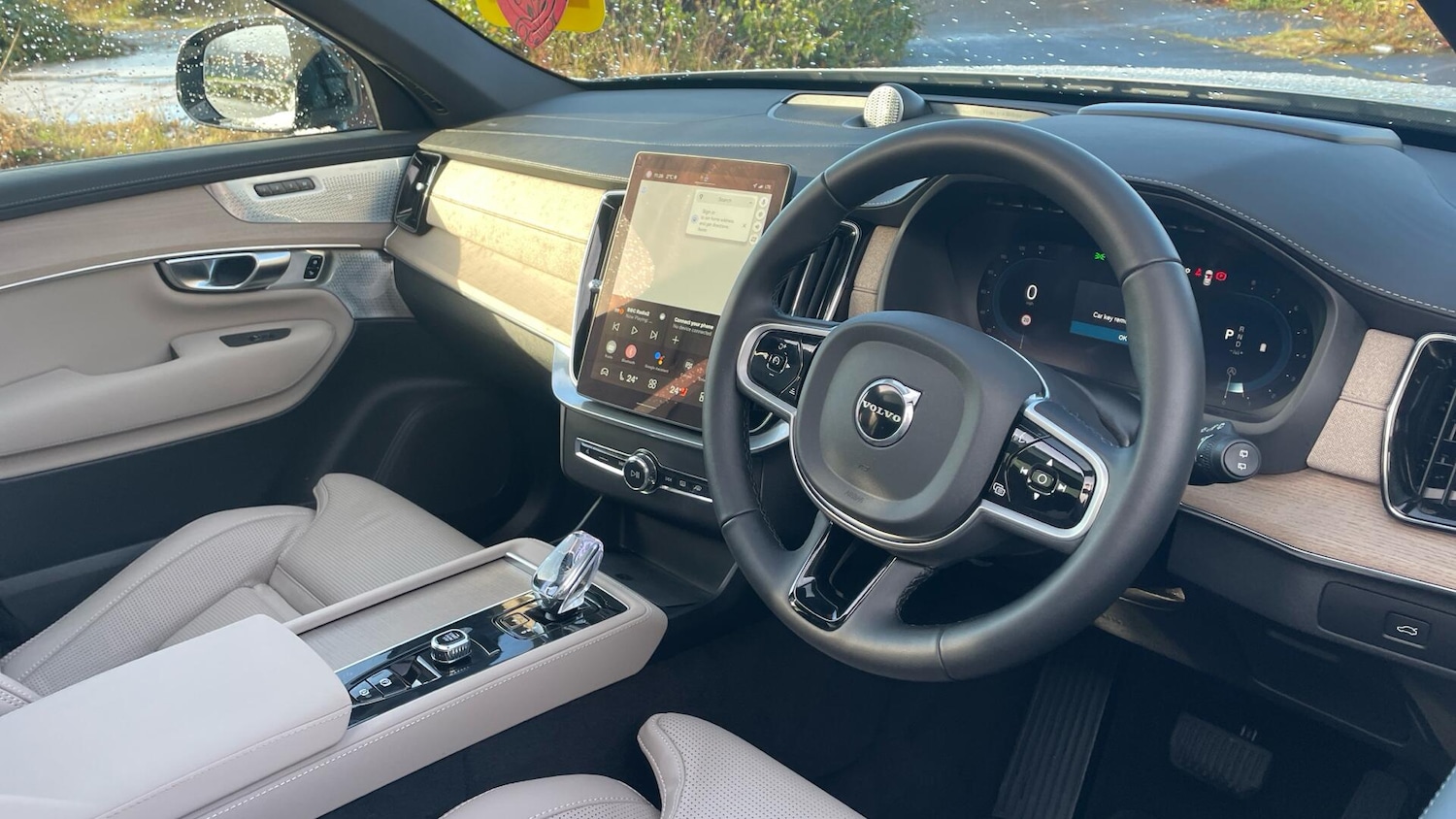 Used Volvo XC90 2025 for sale - 76992755: Photo 4