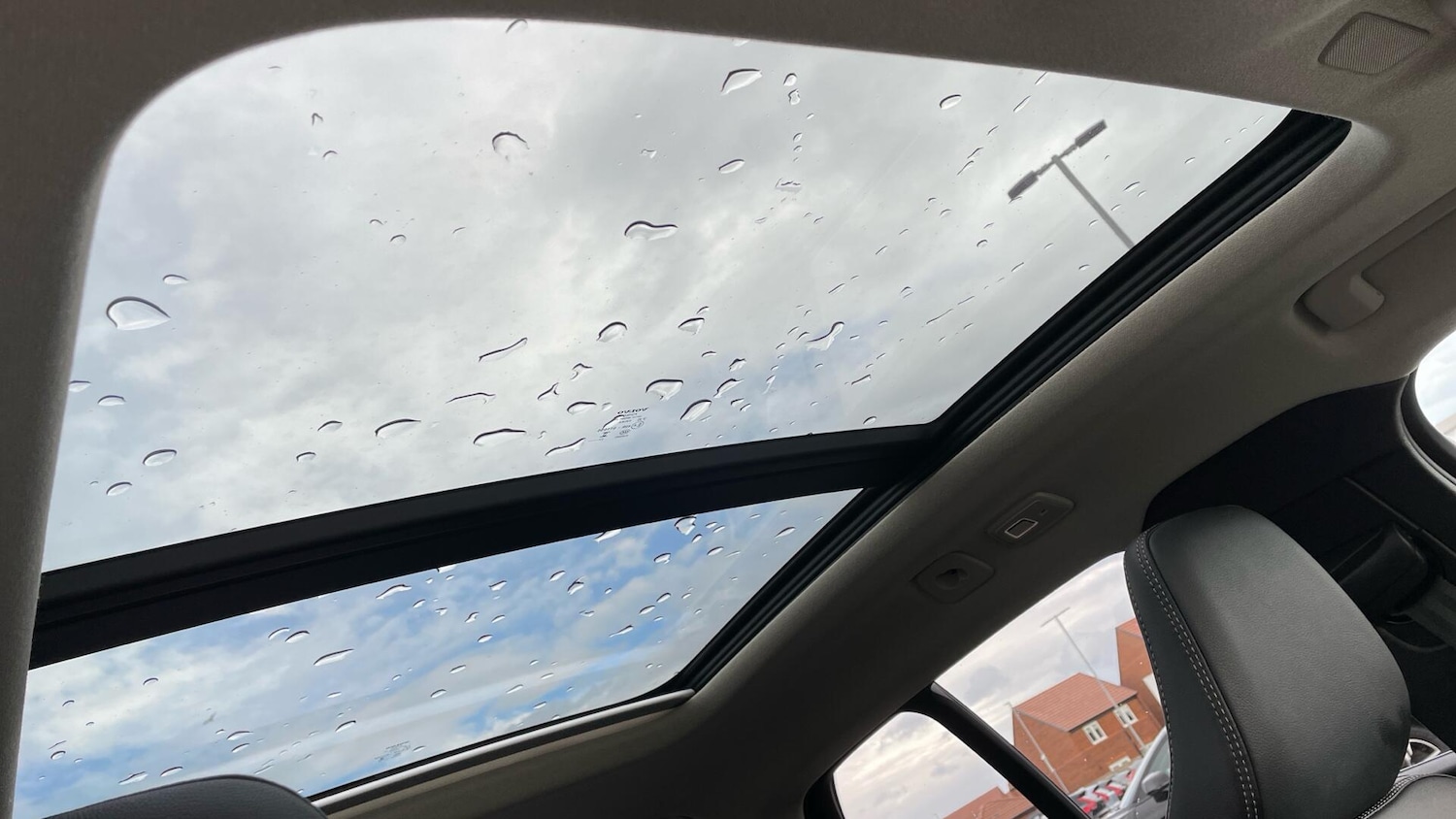 Used Volvo XC40 2024 for sale - 76856039: Photo 31