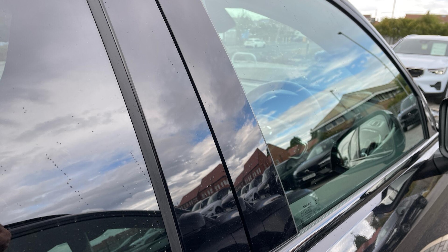 Used Volvo XC40 2024 for sale - 76856039: Photo 69