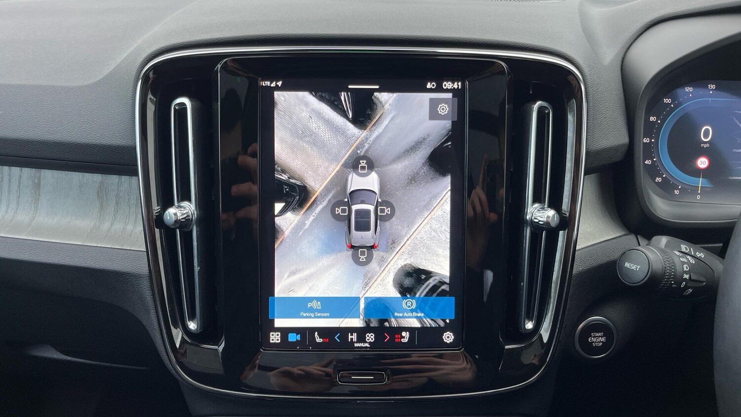 Used Volvo XC40 for sale - 77586455: Photo 17