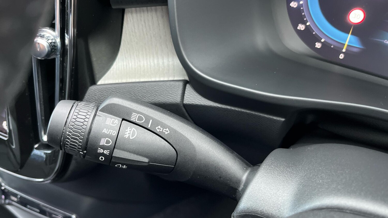 Used Volvo XC40 for sale - 77586455: Photo 18