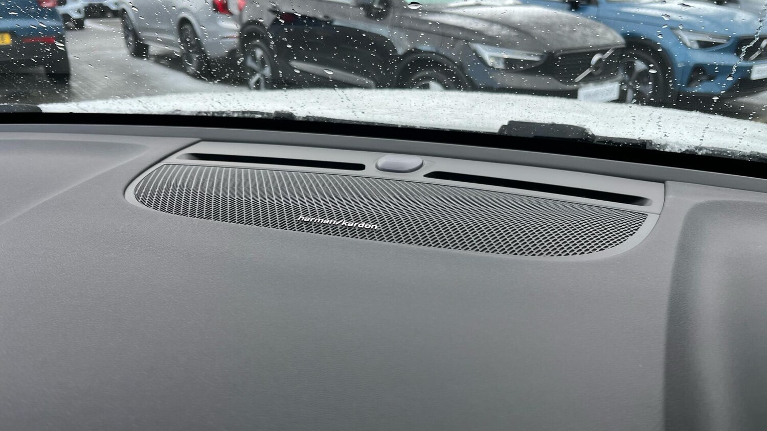 Used Volvo XC40 for sale - 77586455: Photo 23