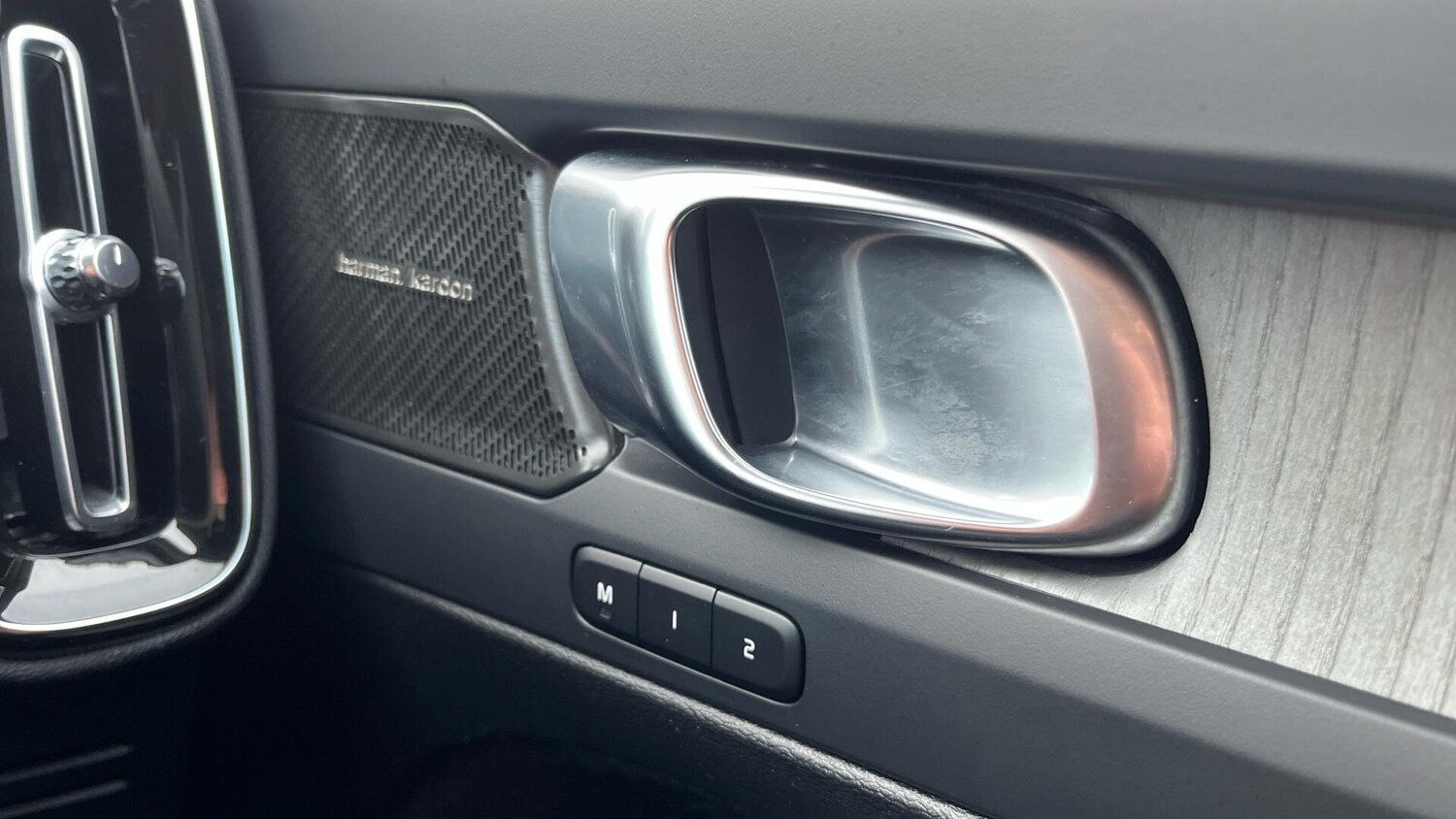 Used Volvo XC40 for sale - 77586455: Photo 38