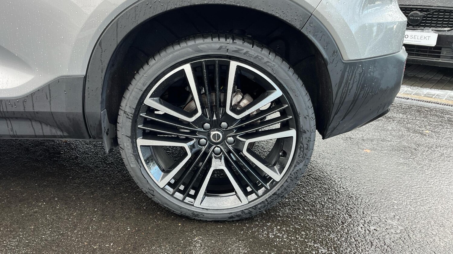 Used Volvo XC40 for sale - 77586455: Photo 40