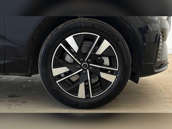 Used Volvo XC60 2025 for sale - 78416408: Photo