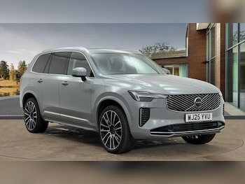 2025 (25) - Ultra (Bright) T8 AWD Plug-in hybrid 5-Door