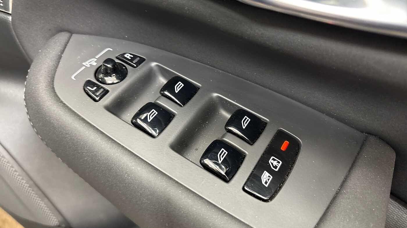 Used Volvo XC90 2025 for sale - 76349104: Photo 25