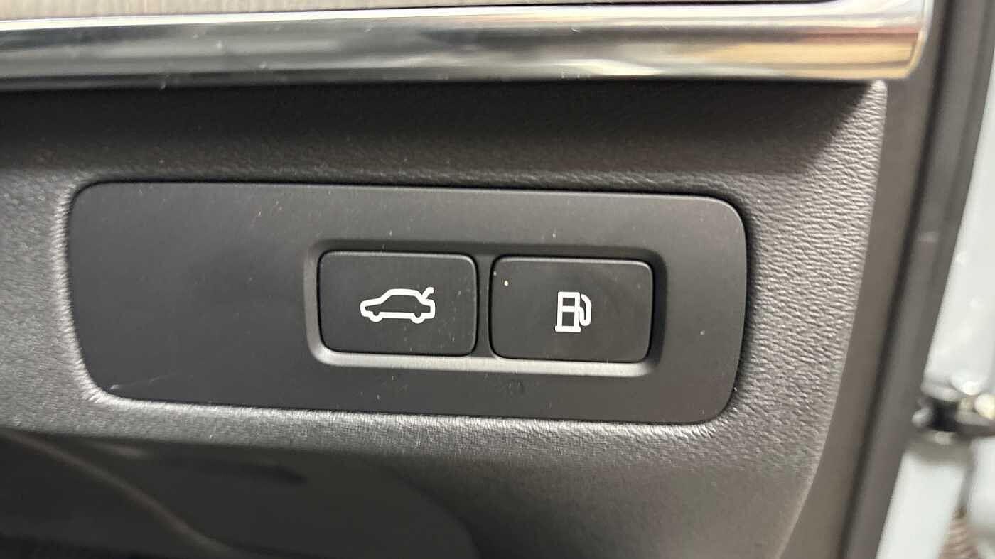 Used Volvo XC90 2025 for sale - 76349104: Photo 30