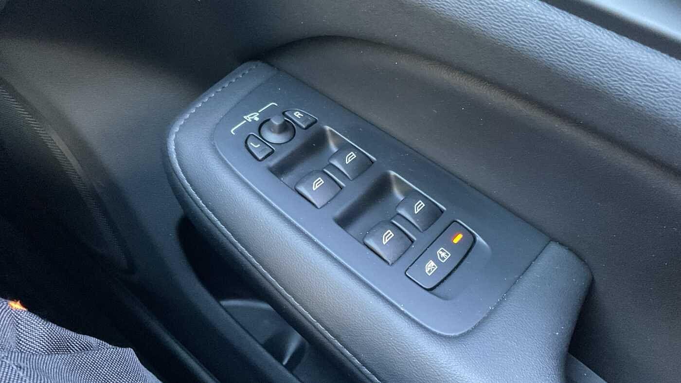 Used Volvo S60 2023 for sale - 77478851: Photo 26