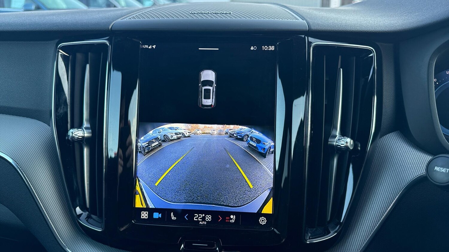 Used Volvo XC60 for sale - 77455690: Photo 16