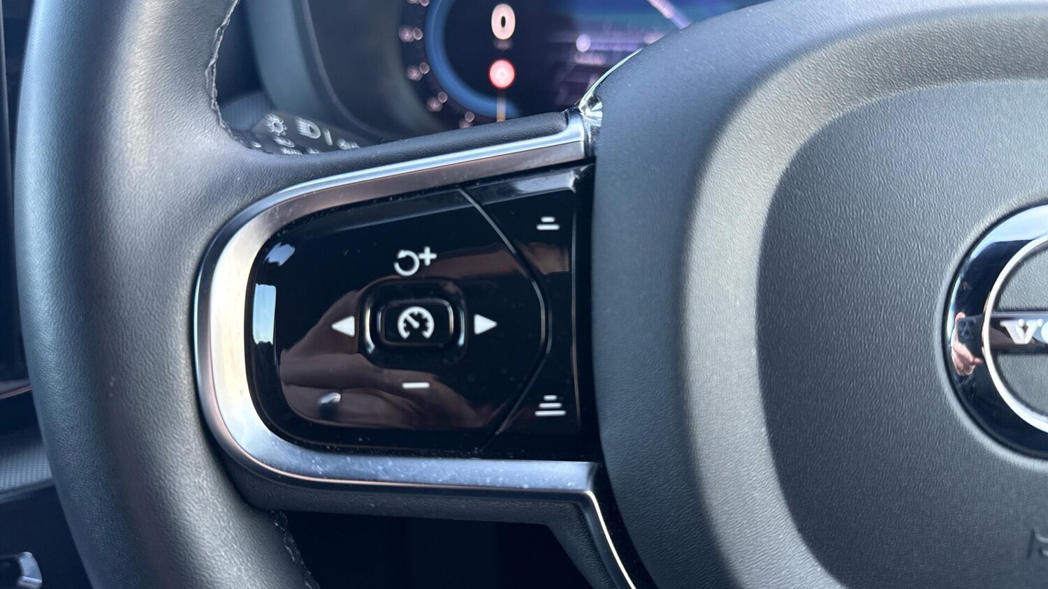 Used Volvo XC60 for sale - 77455690: Photo 23