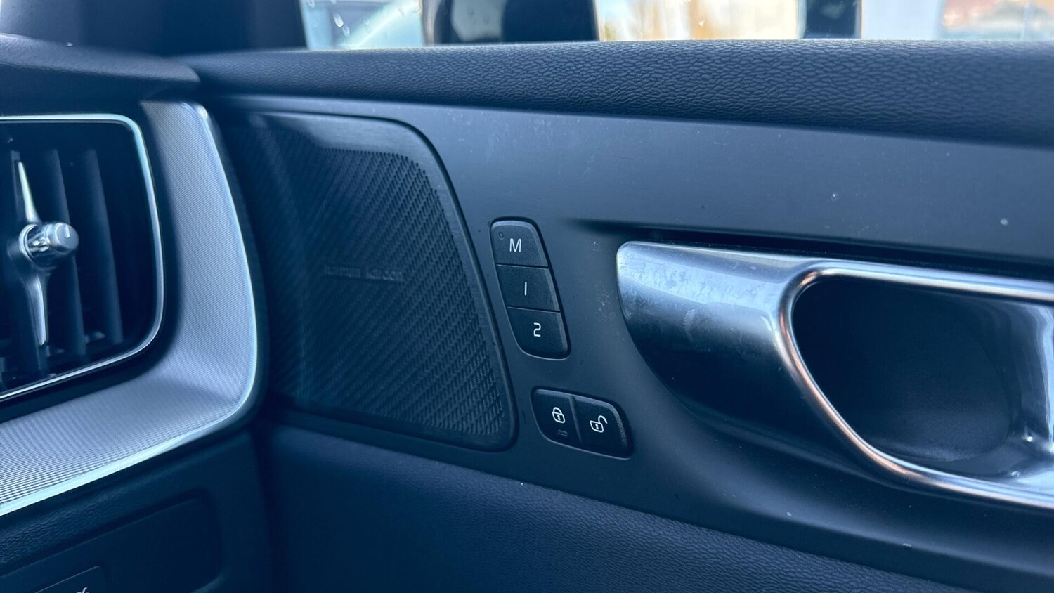 Used Volvo XC60 for sale - 77455690: Photo 27