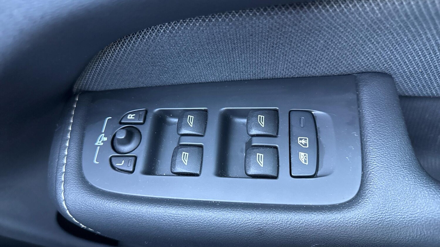 Used Volvo XC60 for sale - 77455690: Photo 29