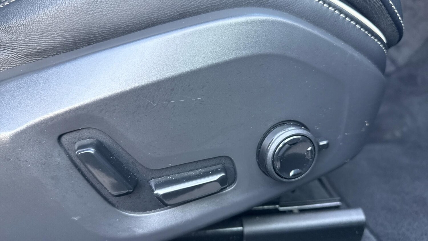 Used Volvo XC60 for sale - 77455690: Photo 30