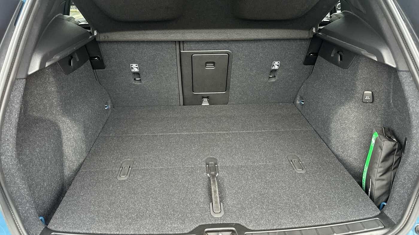 Used Volvo XC40 2024 for sale - 77478859: Photo 15