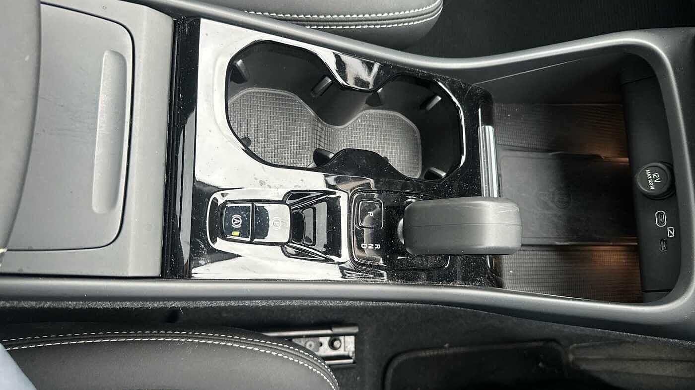 Used Volvo XC40 2024 for sale - 77478859: Photo 35