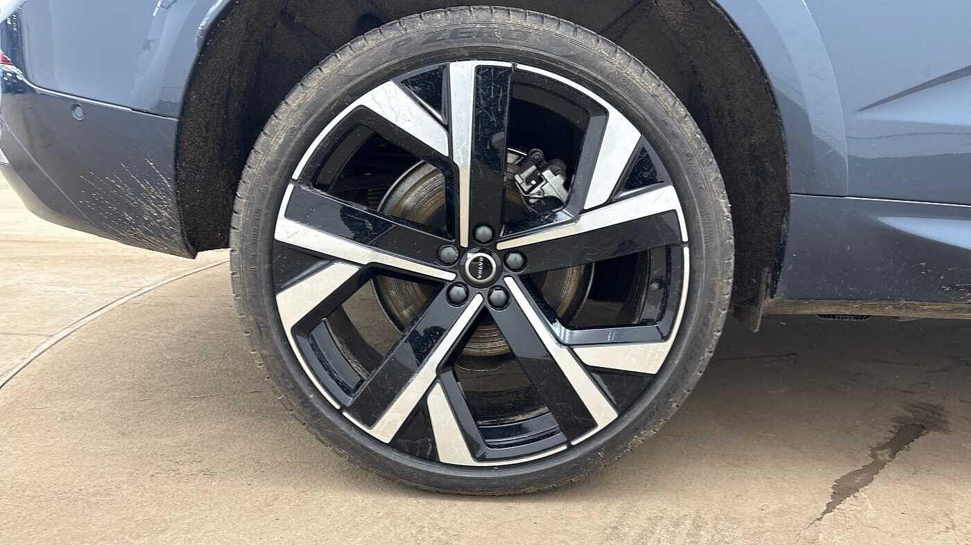 Used Volvo XC60 2025 for sale - 77344256: Photo 16