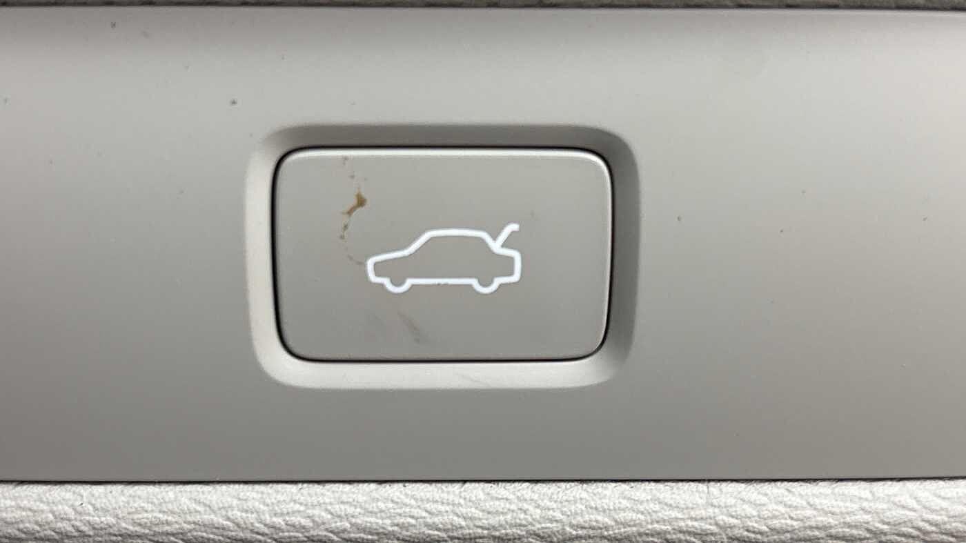 Used Volvo XC60 2025 for sale - 77344256: Photo 30