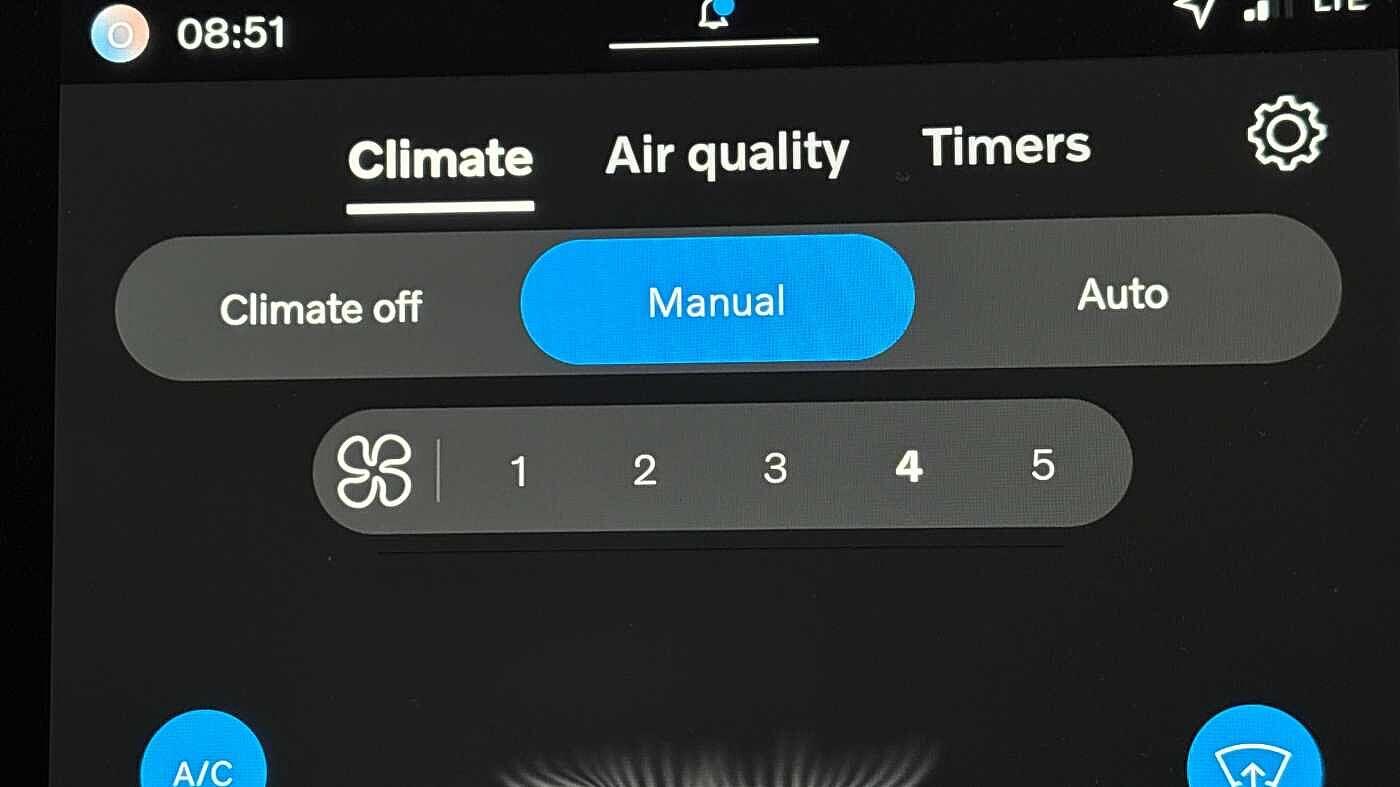 Used Volvo XC60 2025 for sale - 77344256: Photo 40