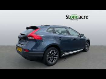 Used Volvo V40 Cross Country 2017 for sale - 75333881: Photo