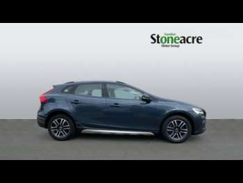Used Volvo V40 Cross Country 2017 for sale - 75333881: Photo