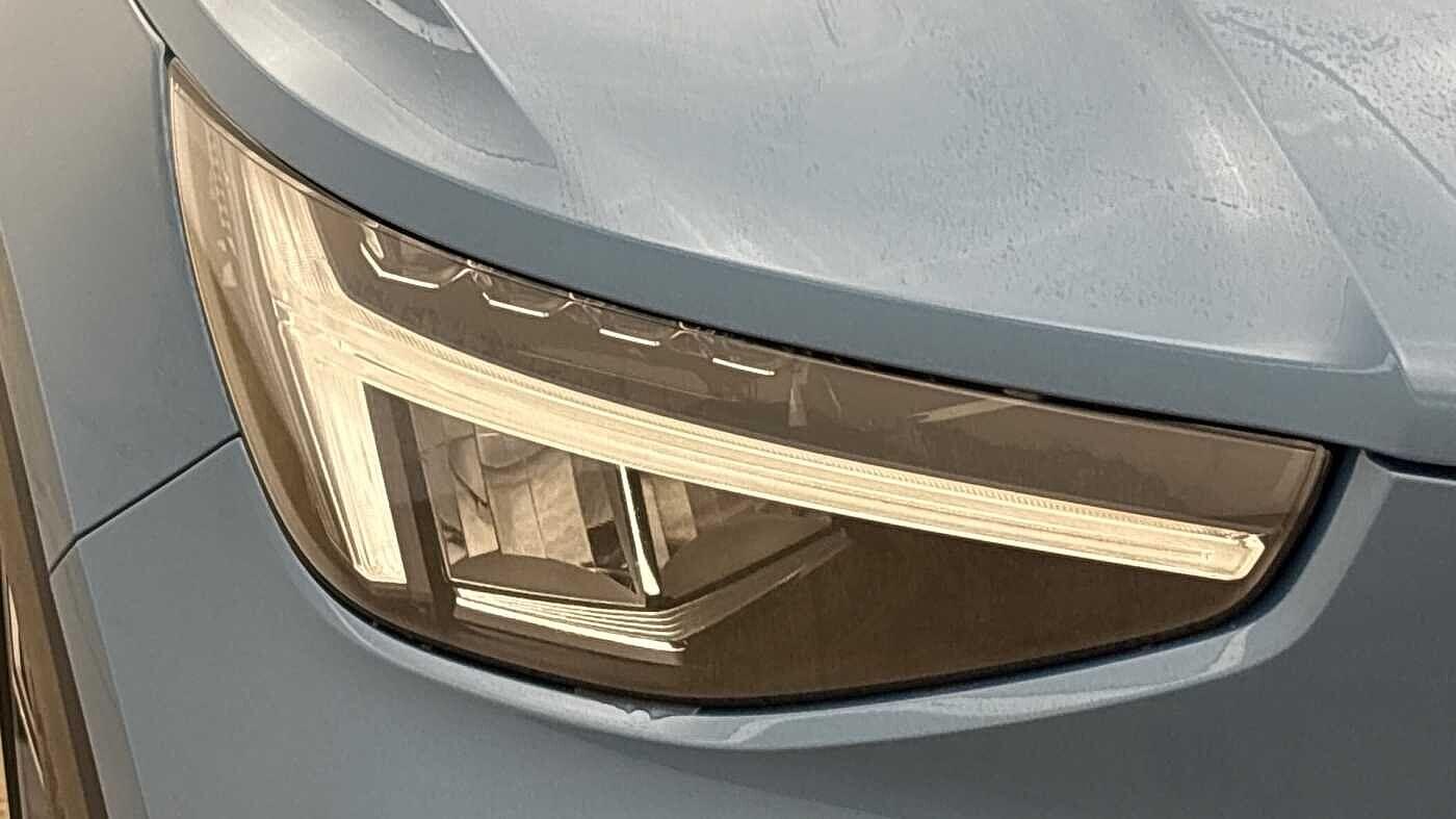 Used Volvo XC40 2025 for sale - 76409186: Photo 21