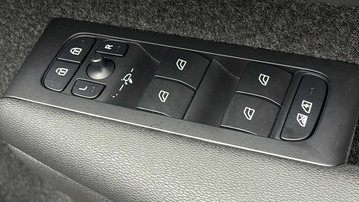 Used Volvo XC40 2025 for sale - 76409186: Photo 24