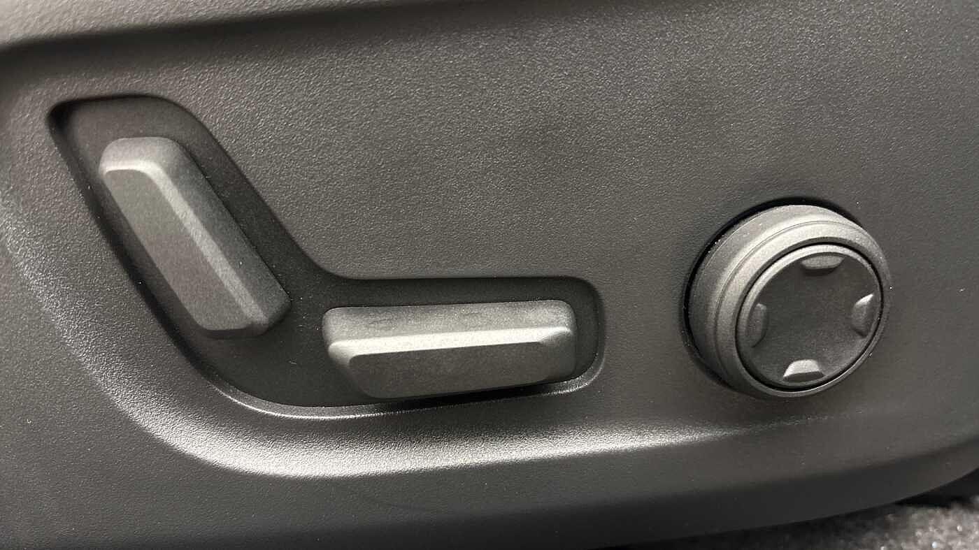 Used Volvo XC40 2025 for sale - 76409186: Photo 27