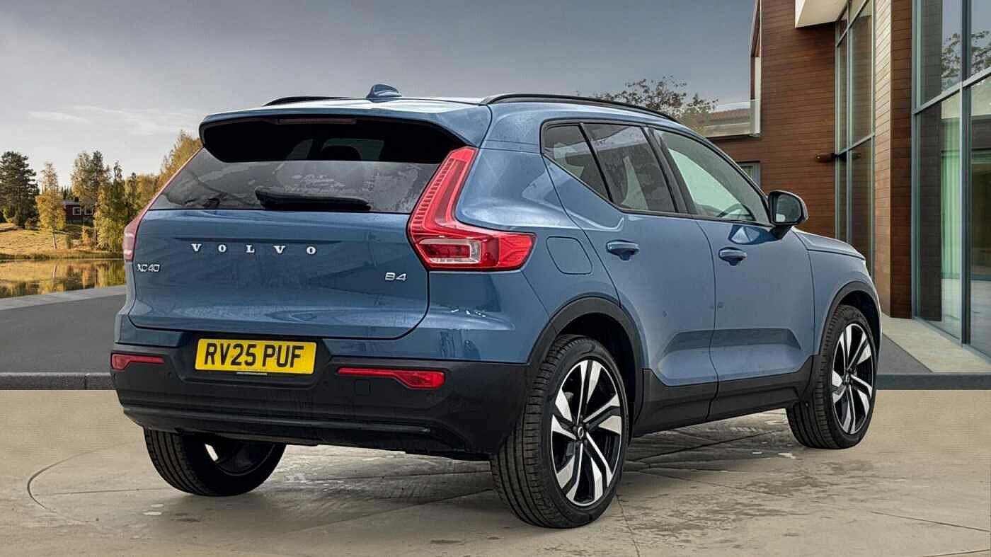 Used Volvo XC40 2025 for sale - 76409186: Photo 3