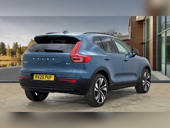 Used Volvo XC40 2025 for sale - 76409186: Photo
