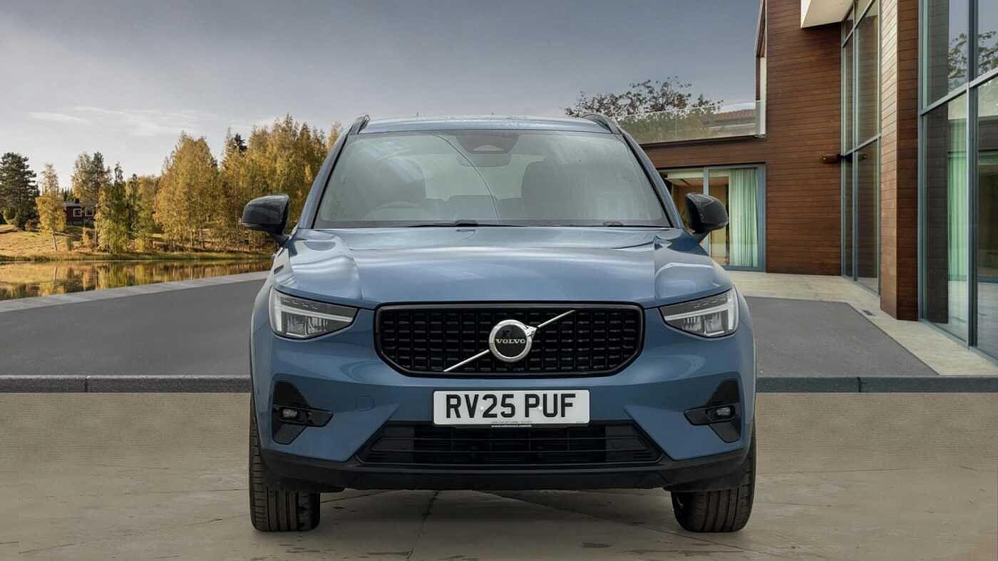 Used Volvo XC40 2025 for sale - 76409186: Photo 8