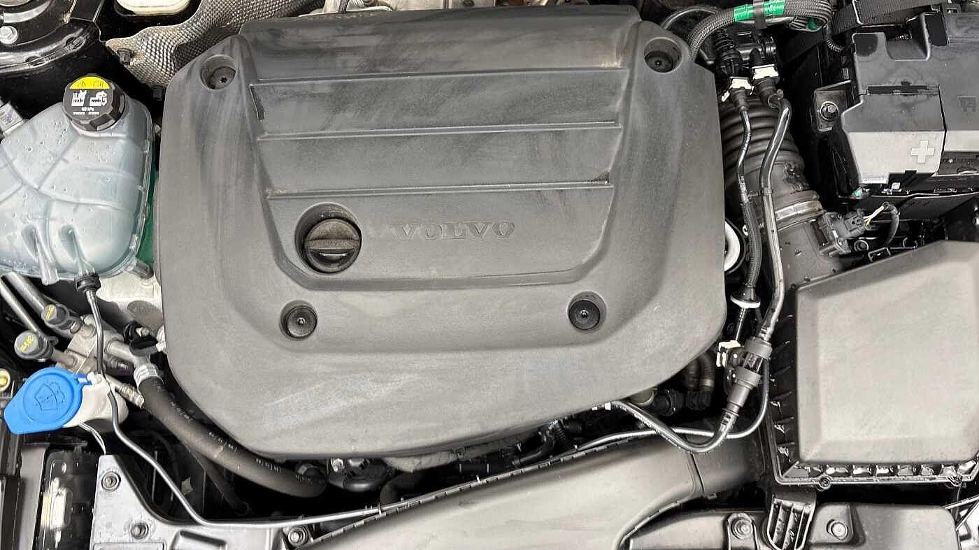 Used Volvo XC40 2025 for sale - 76408725: Photo 15