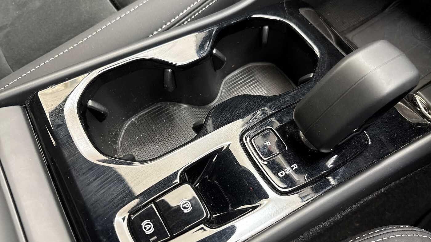 Used Volvo XC40 2025 for sale - 76408725: Photo 32