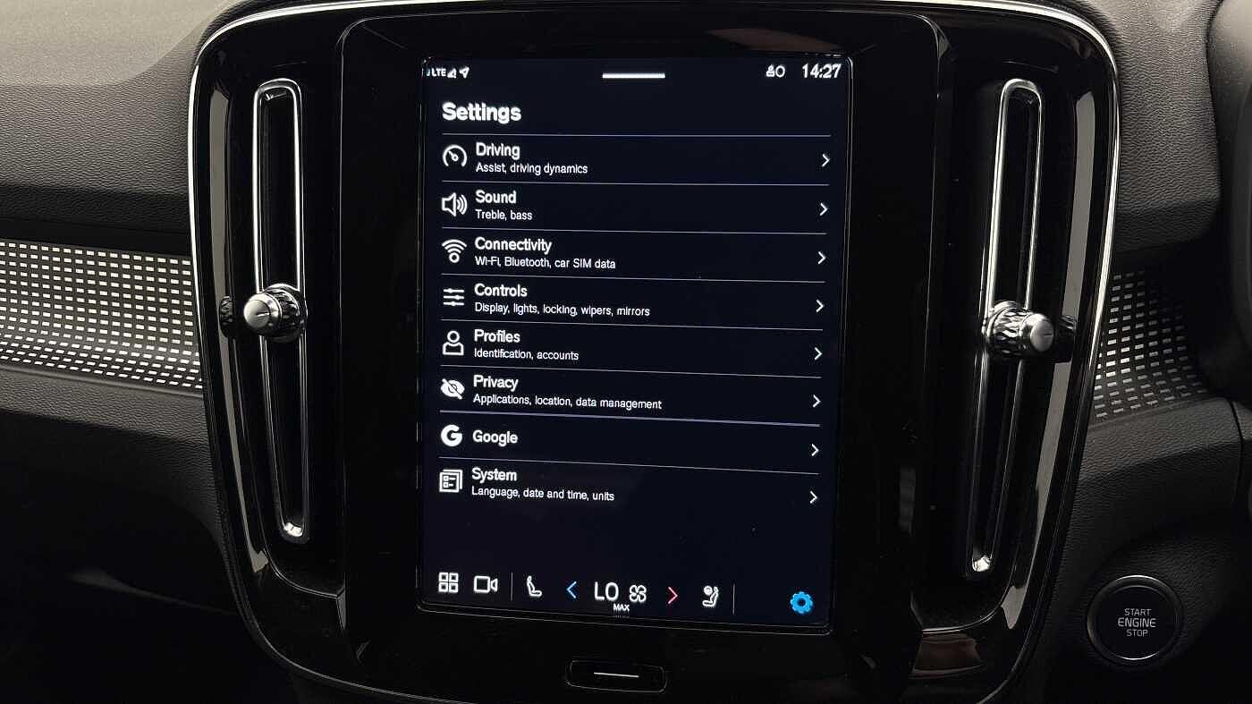 Used Volvo XC40 2025 for sale - 76408725: Photo 35