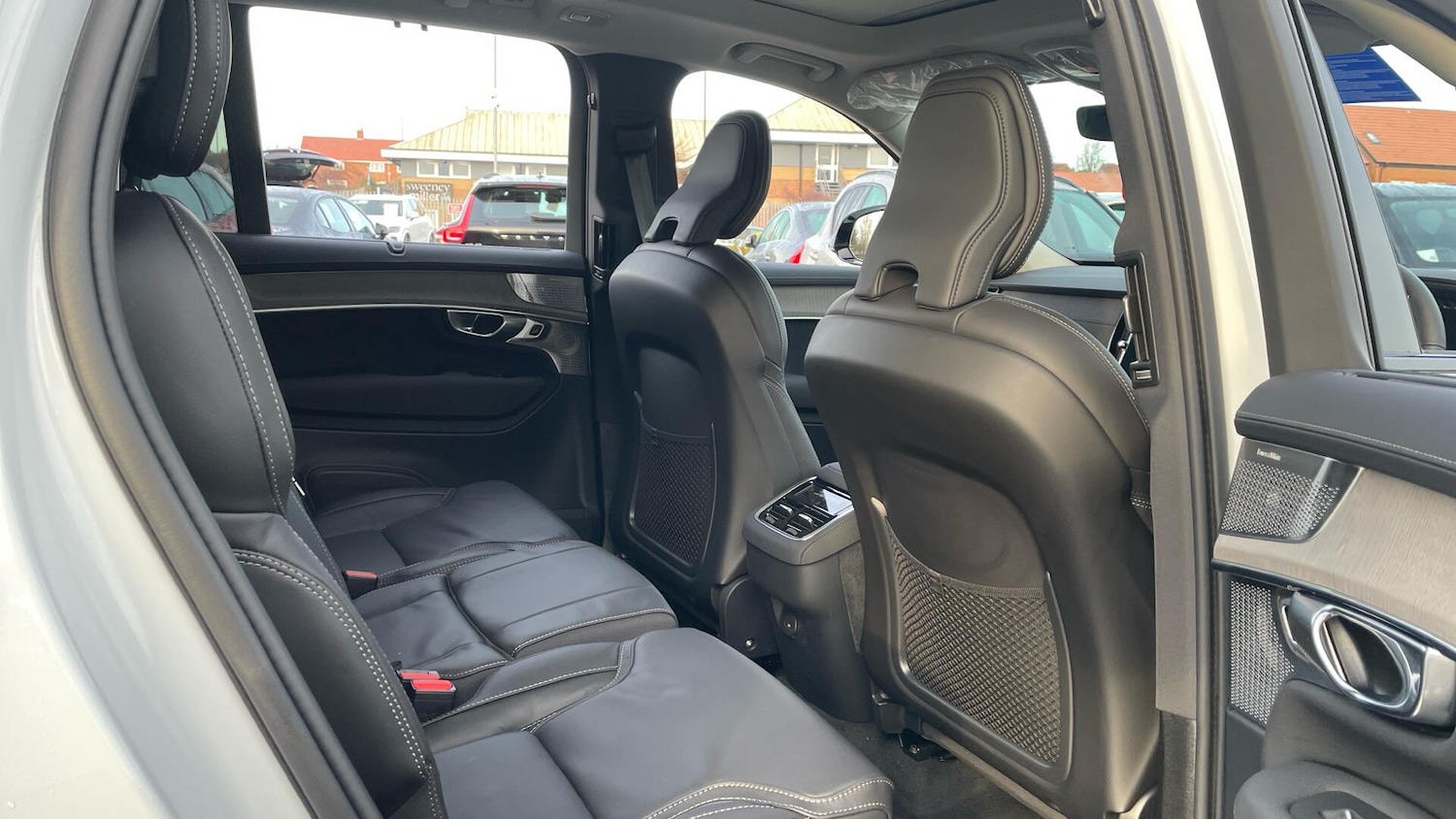 Used Volvo XC90 2025 for sale - 77120283: Photo 6