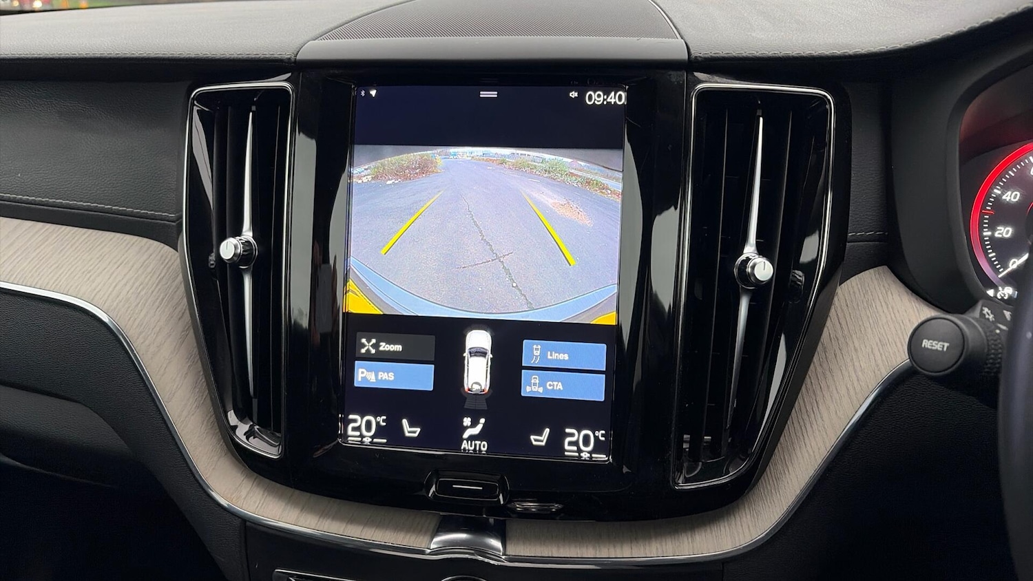 Used Volvo XC60 2021 for sale - 77029133: Photo 19