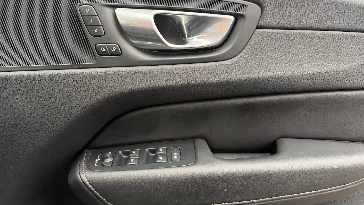 Used Volvo XC60 2021 for sale - 77029133: Photo 29