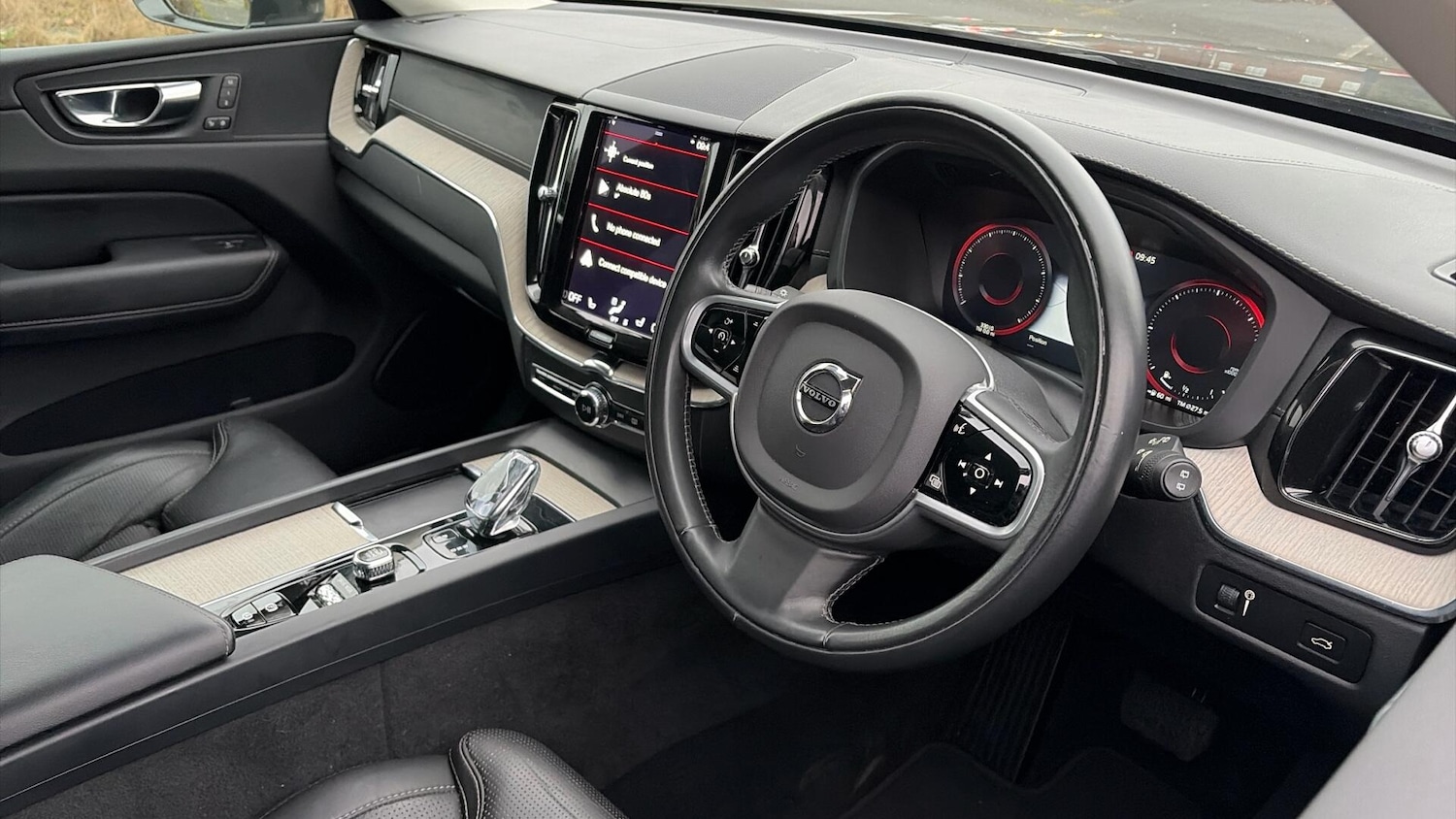 Used Volvo XC60 2021 for sale - 77029133: Photo 40