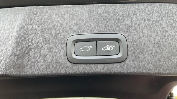 Used Volvo XC40 2024 for sale - 75670705: Photo 39