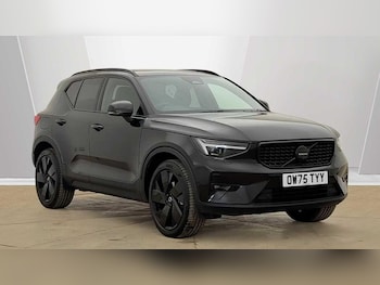 Used Volvo XC40 2026 for sale - 78728682: Photo