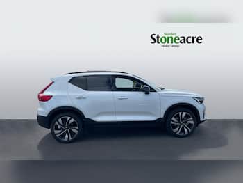 Used Volvo XC40 2025 for sale - 79780536: Photo