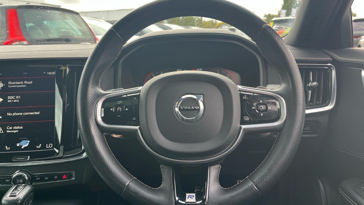 Used Volvo S90 2017 for sale - 76031944: Photo 10