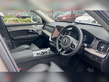 Used Volvo XC90 2025 for sale - 78127775: Photo