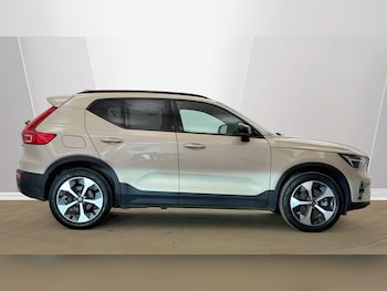 Used Volvo XC40 2025 for sale - 79224955: Photo